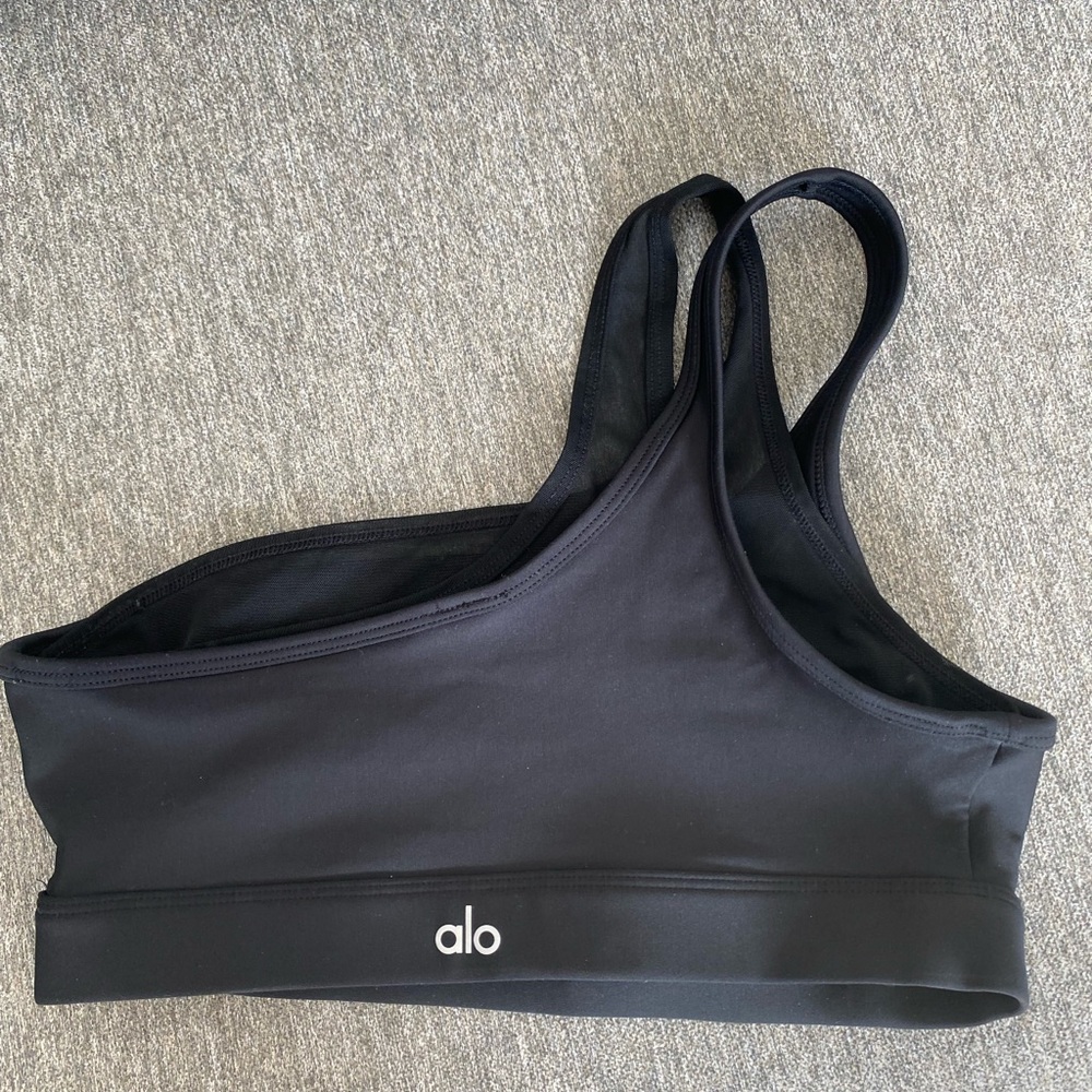 alo airlift bra only worn twice